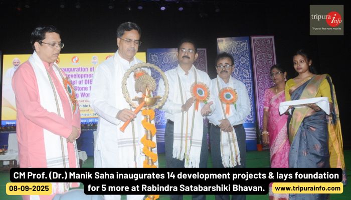 CM Prof. (Dr.) Manik Saha inaugurates 14 development projects & lays foundation for 5 more at Rabindra Satabarshiki Bhavan.