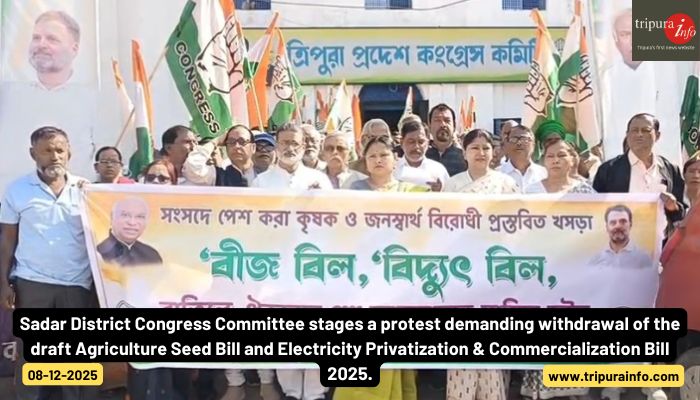 Sadar District Congress Committee stages a protest demanding withdrawal of the draft Agriculture Seed Bill and Electricity Privatization & Commercialization Bill 2025.