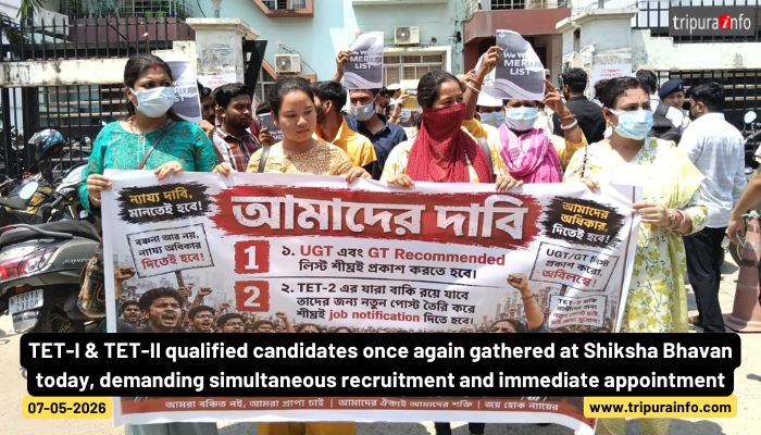 TET-I & TET-II qualified candidates once again gathered at Shiksha Bhavan today, demanding simultaneous recruitment and immediate appointment.