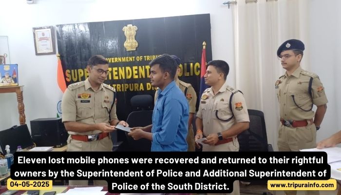Eleven lost mobile phones were recovered and returned to their rightful owners by the Superintendent of Police and Additional Superintendent of Police of the South District.