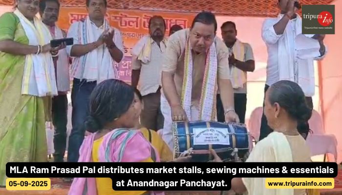 MLA Ram Prasad Pal distributes market stalls, sewing machines & essentials at Anandnagar Panchayat.