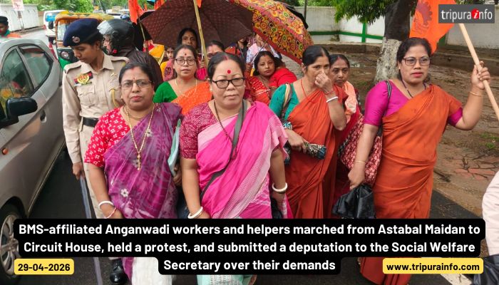BMS-affiliated Anganwadi workers and helpers marched from Astabal Maidan to Circuit House, held a protest, and submitted a deputation to the Social Welfare Secretary over their demands.