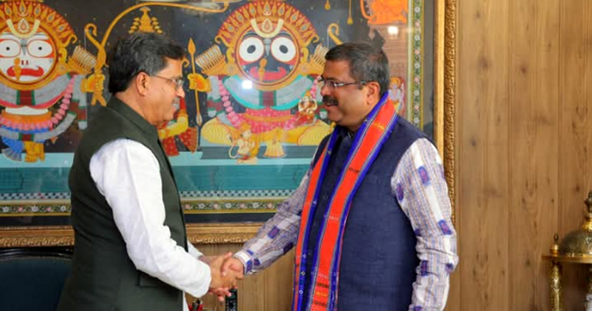 Tripura CM Dr. Manik Saha Meets Union Education Minister Dharmendra Pradhan to Discuss Key Educational Upgrades